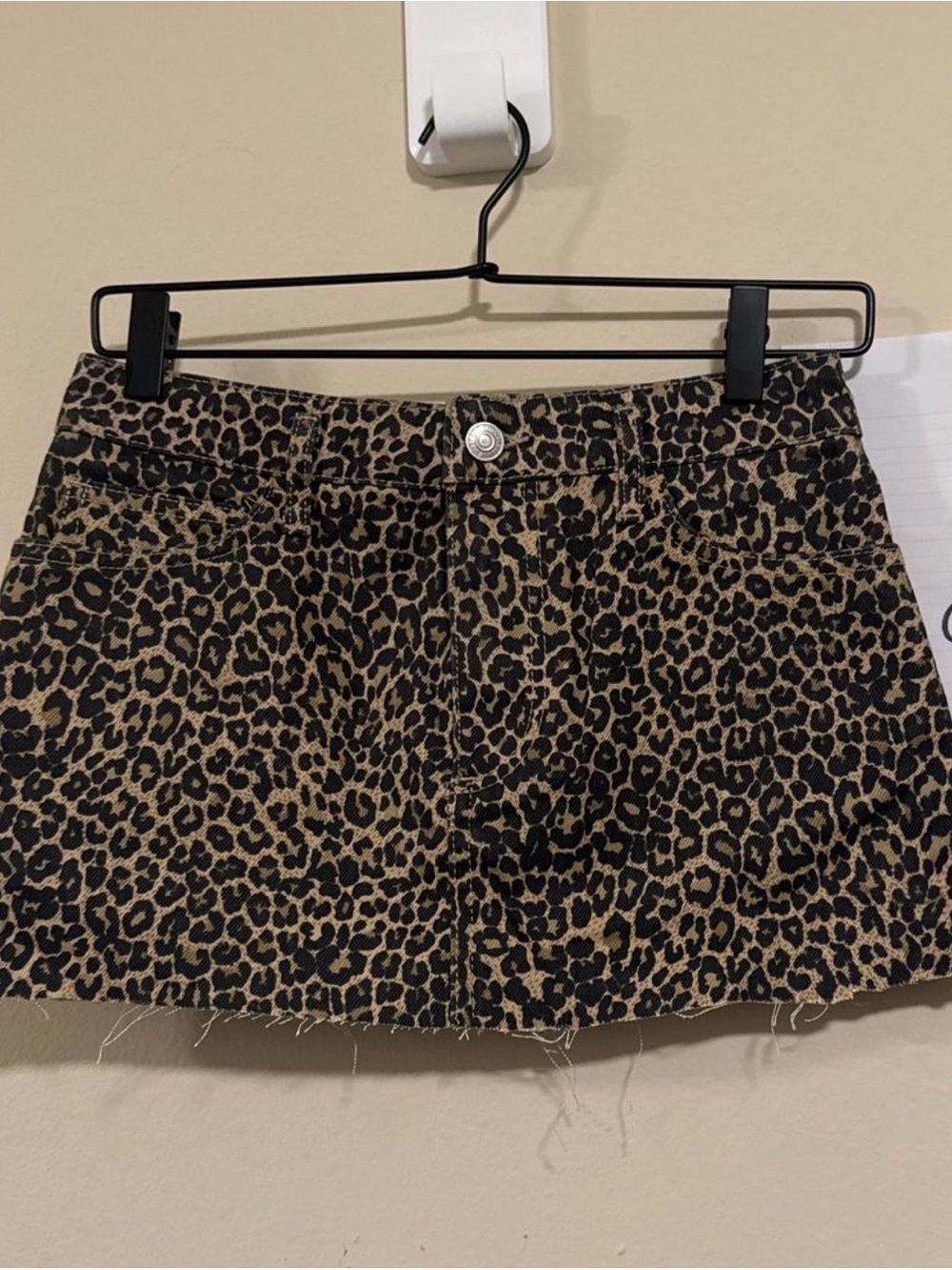 mango cheetah mini skirt never worn size XS